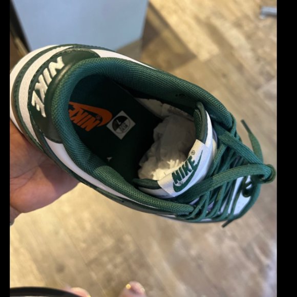 Nike Dunk Low Varsity Green - Picture 5 of 5